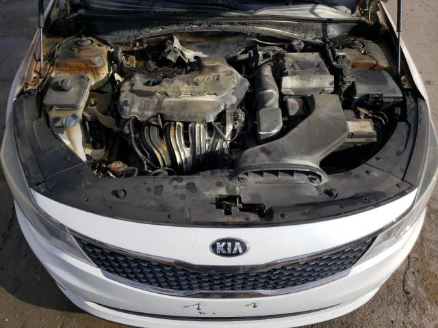 Photo 11 from auction – 2017 KIA OPTIMA EX with VIN 5XXGU4L30HG143606