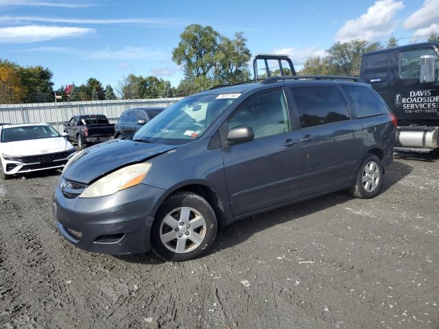 TOYOTA SIENNA CE 2010 with VIN 5TDKK4CCXAS299091 - Photo from auction