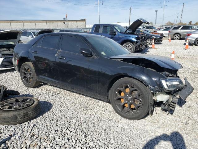 Photo 4 from auction – 2019 CHRYSLER 300 S with VIN 2C3CCAGG5KH586422