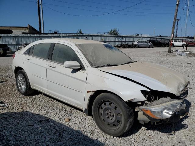 Photo 4 from auction – 2013 CHRYSLER 200 LX with VIN 1C3CCBABXDN608444