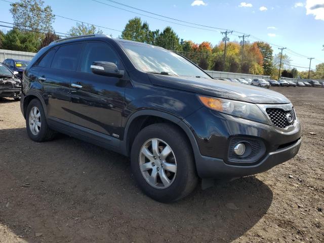 Photo 4 from auction – 2013 KIA SORENTO LX with VIN 5XYKTDA28DG320349