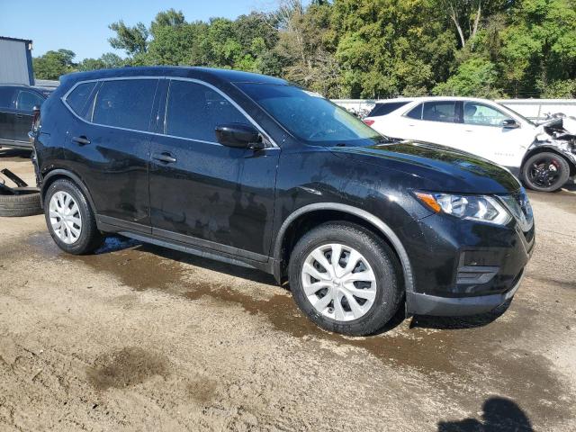 Photo 4 from auction – 2017 NISSAN ROGUE S with VIN JN8AT2MT8HW383520