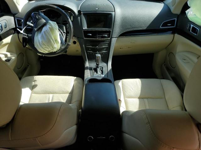 Photo 8 from auction – 2019 LINCOLN MKT with VIN 2LMHJ5AT4KBL04195