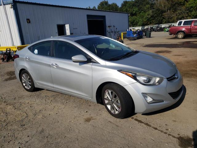 Photo 4 from auction – 2015 HYUNDAI ELANTRA with VIN 5NPDH4AE1FH610142