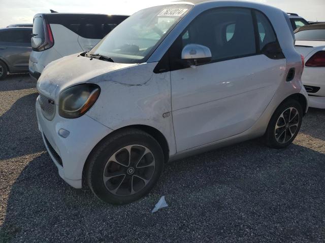 SMART FORTWO 2016 with VIN WMEFJ5DA1GK067097 - Photo from auction