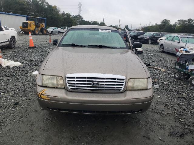 Photo 5 from auction – 2008 FORD CROWN with VIN 2FAFP71V38X157579