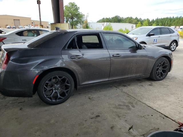 Photo 3 from auction – 2019 CHRYSLER 300 S with VIN 2C3CCABG8KH746087