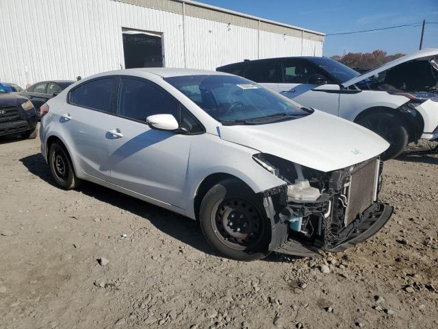 Photo 4 from auction – 2018 KIA FORTE LX with VIN 3KPFK4A77JE217819