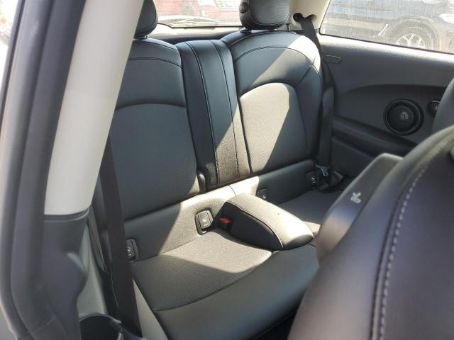 Photo 10 from auction – 2017 MINI COOPER with VIN WMWXP5C31H2G60500
