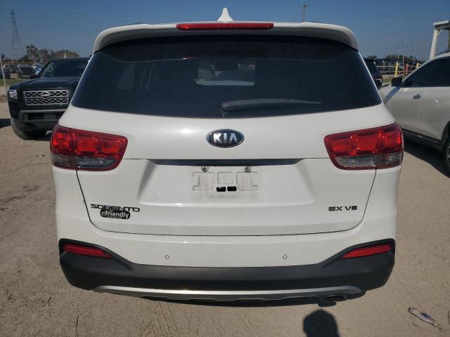 Photo 6 from auction – 2017 KIA SORENTO EX with VIN 5XYPH4A54HG235659