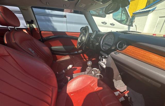 Photo 5 from auction – 2008 MINI COOPER with VIN WMWMF33568TU66404