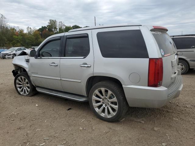 Фото 2 с аукциона – 2014 CADILLAC ESCALADE L с VIN 1GYS4BEF4ER199718