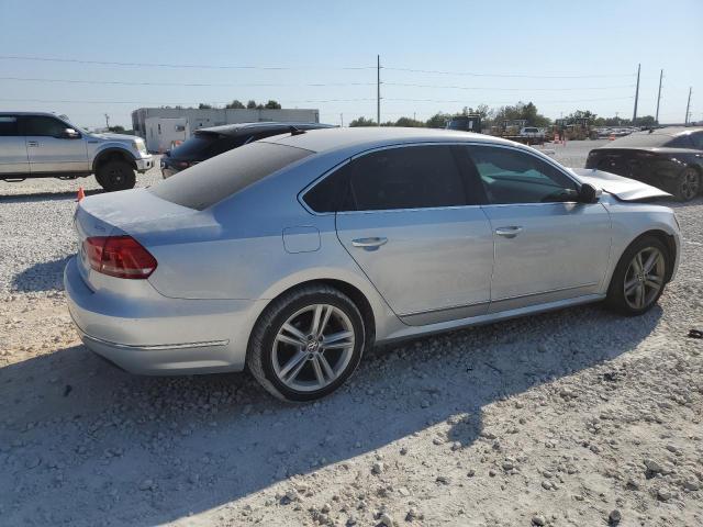 Photo 3 from auction – 2015 VOLKSWAGEN PASSAT SEL with VIN 1VWCV7A31FC061099