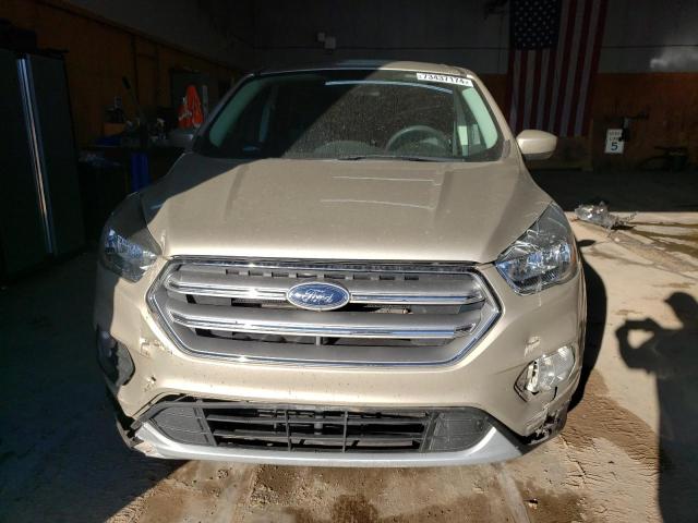 Photo 5 from auction – 2017 FORD ESCAPE SE with VIN 1FMCU9GD7HUC47157
