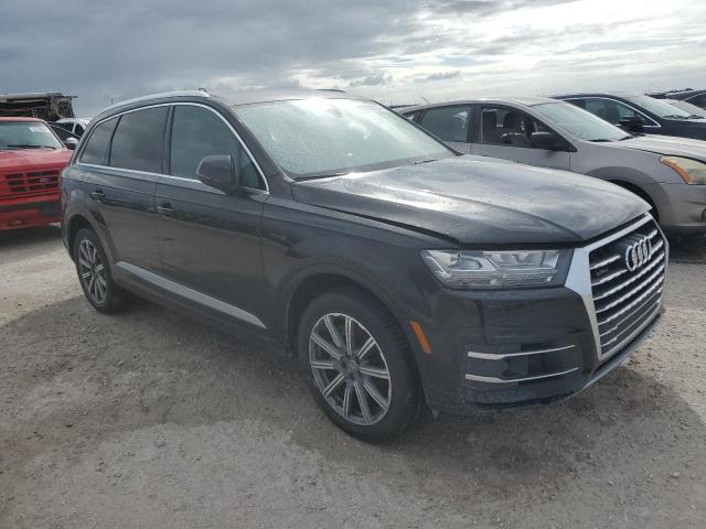 Photo 4 from auction – 2019 AUDI Q7 PRESTIG with VIN WA1VAAF73KD008564