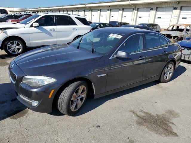 BMW 528 I 2012 مع رقم تعريف المركبة WBAXG5C56CDX02669 - صورة من المزاد
