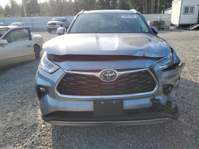 Photo 5 from auction – 2022 TOYOTA HIGHLANDER with VIN 5TDEBRCH7NS085753