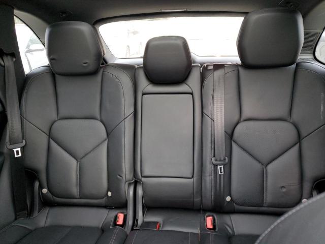 Photo 10 from auction – 2013 PORSCHE CAYENNE S with VIN WP1AE2A2XDLA15044