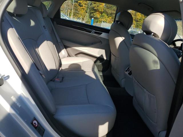 Photo 10 from auction – 2017 GENESIS G80 BASE with VIN KMHGN4JE9HU204684