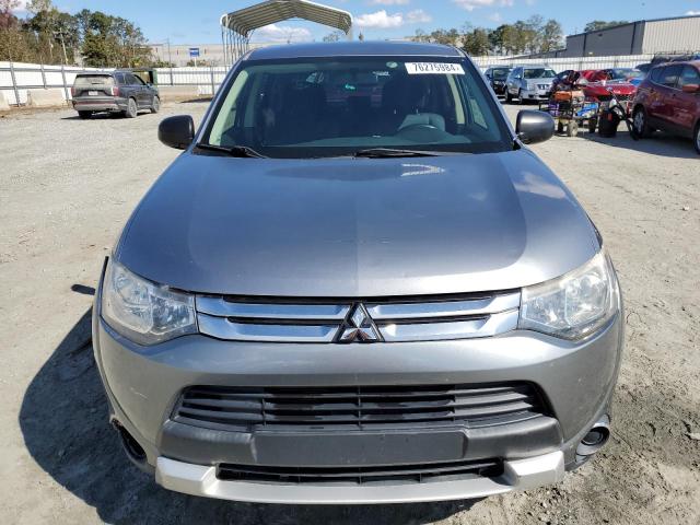 Photo 5 from auction – 2015 MITSUBISHI OUTLANDER with VIN JA4AD2A31FZ012041