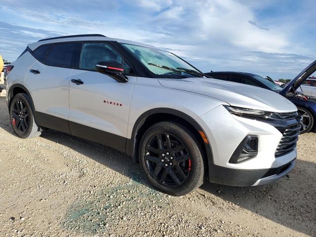 Photo 4 from auction – 2021 CHEVROLET BLAZER 3LT with VIN 3GNKBJR4XMS524115