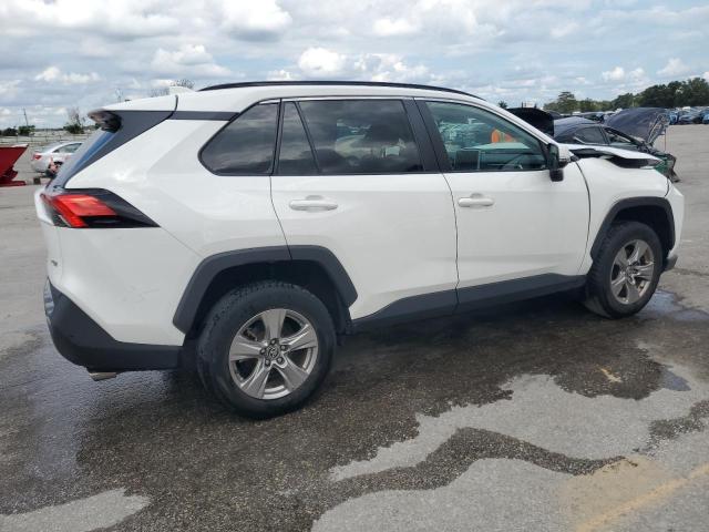 Photo 3 from auction – 2023 TOYOTA RAV4 XLE with VIN 2T3W1RFVXPC223118