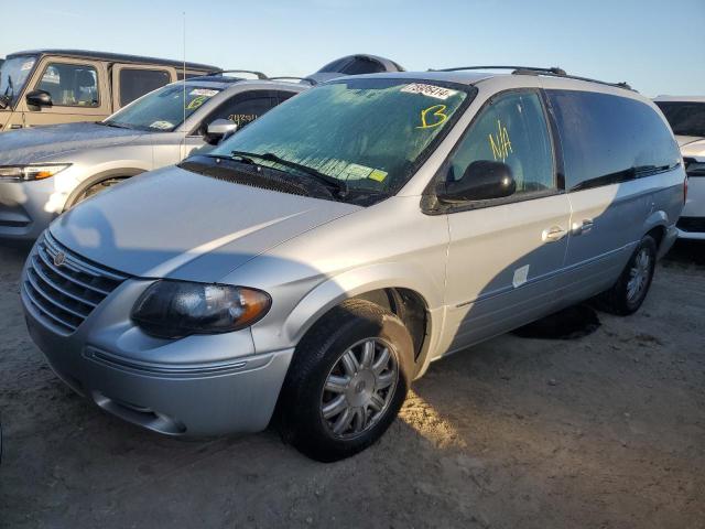 CHRYSLER TOWN & COU 2005 with VIN 2C8GP54LX5R144744 - Photo from auction