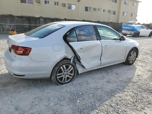 Photo 3 from auction – 2017 VOLKSWAGEN JETTA S with VIN 3VW2B7AJXHM370929