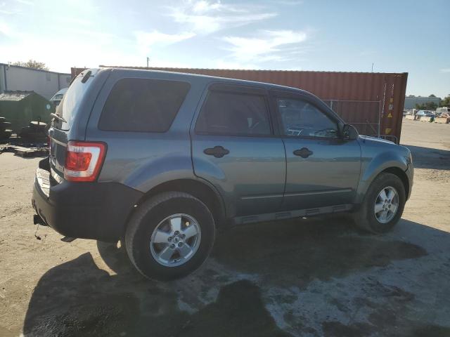 Photo 3 from auction – 2010 FORD ESCAPE XLS with VIN 1FMCU0C78AKB75074