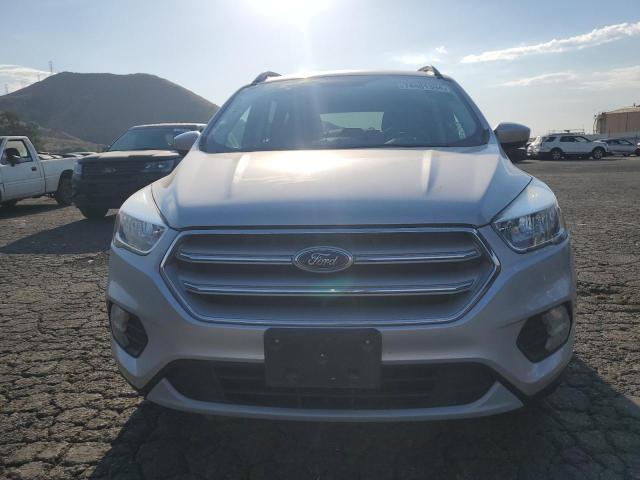 Photo 5 from auction – 2018 FORD ESCAPE SE with VIN 1FMCU9GD1JUC61674