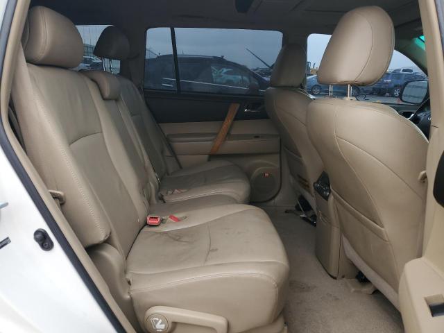 Photo 11 from auction – 2008 TOYOTA HIGHLANDER with VIN JTEEW44AX82015468