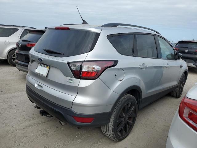 Photo 3 from auction – 2018 FORD ESCAPE SE with VIN 1FMCU0GD3JUC27554