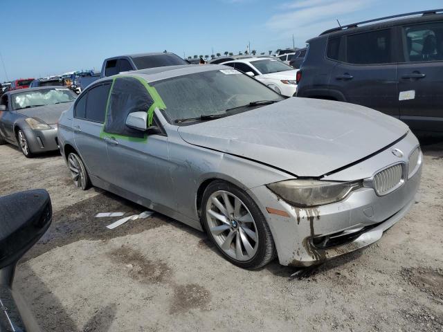 Foto 4 de la subasta – 2013 BMW 335 I con VIN WBA3A9C52DF476742