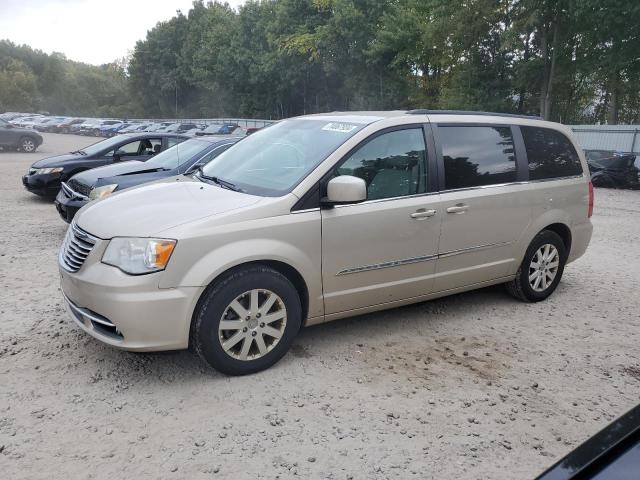 Photo 1 from auction – 2013 CHRYSLER TOWN & COU with VIN 2C4RC1BG2DR631665