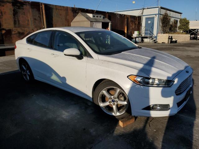 Photo 4 from auction – 2016 FORD FUSION S with VIN 3FA6P0G78GR215425