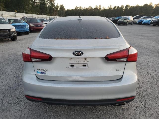 Photo 6 from auction – 2017 KIA FORTE EX with VIN 3KPFL4A89HE093696