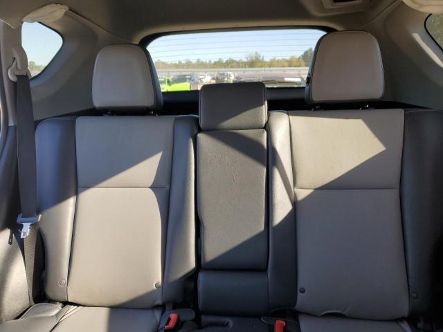 Photo 10 from auction – 2014 TOYOTA RAV4 LIMIT with VIN 2T3YFREV9EW080069