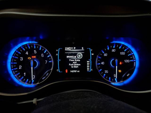 Photo 9 from auction – 2017 CHRYSLER PACIFICA T with VIN 2C4RC1BG0HR777133