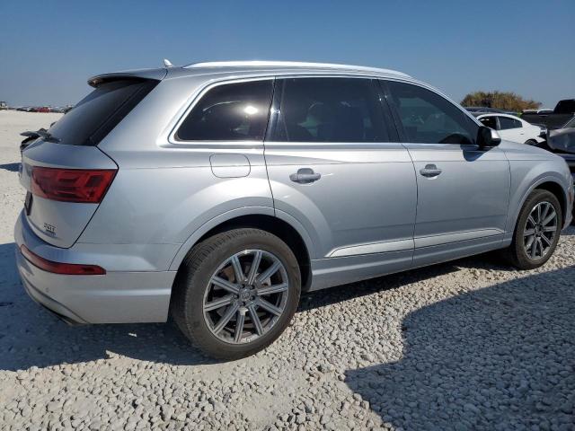 Photo 3 from auction – 2018 AUDI Q7 PREMIUM with VIN WA1LAAF7XJD053622