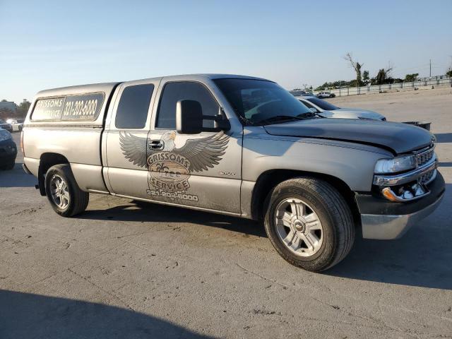 CHEVROLET SILVERADO 2001 with VIN 2GCEC19W611142028 - Photo from auction