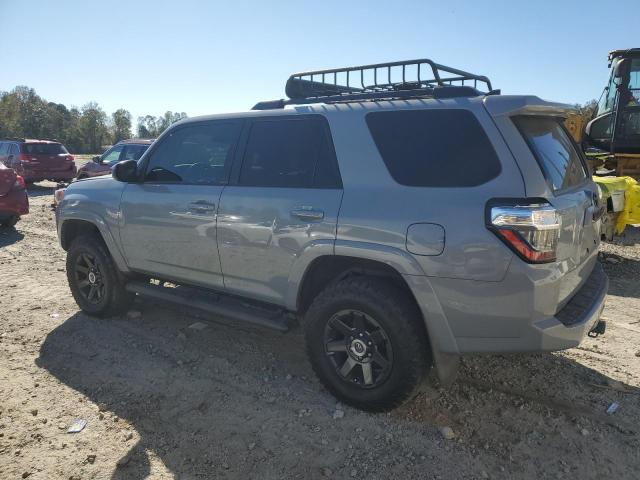 Photo 2 from auction – 2021 TOYOTA 4RUNNER SR with VIN JTEZU5JR7M5241838