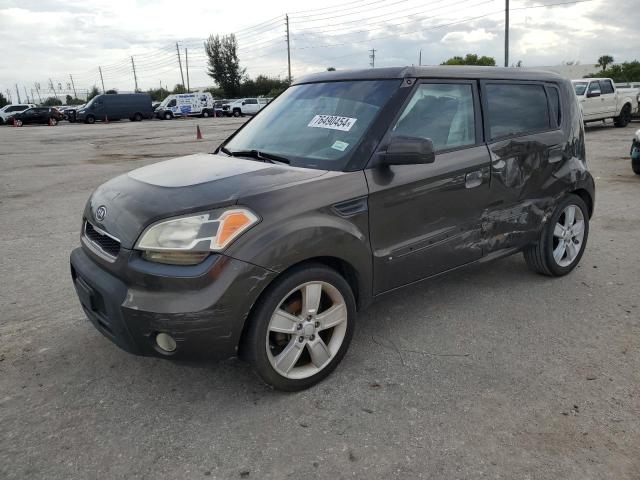 KIA SOUL + 2010 with VIN KNDJT2A2XA7084926 - Photo from auction