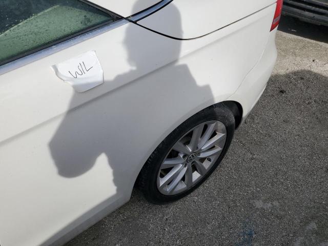 Photo 12 from auction – 2012 VOLKSWAGEN EOS KOMFOR with VIN WVWBW7AH8CV019780