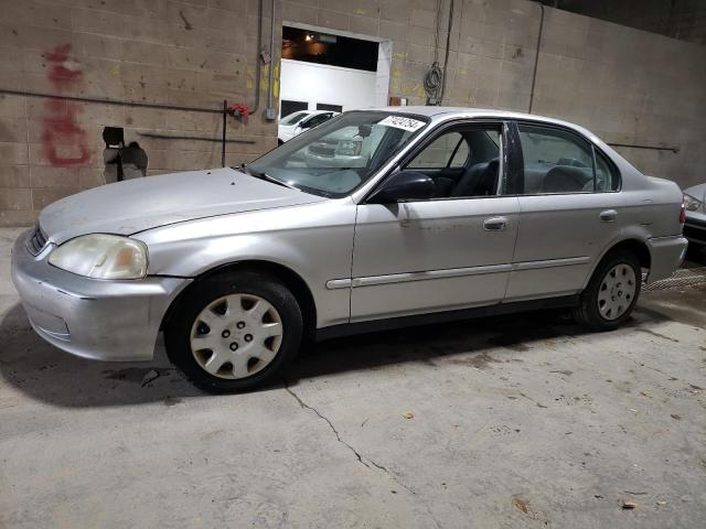 HONDA CIVIC BASE 2000 with VIN 2HGEJ6616YH501201 - Photo from auction