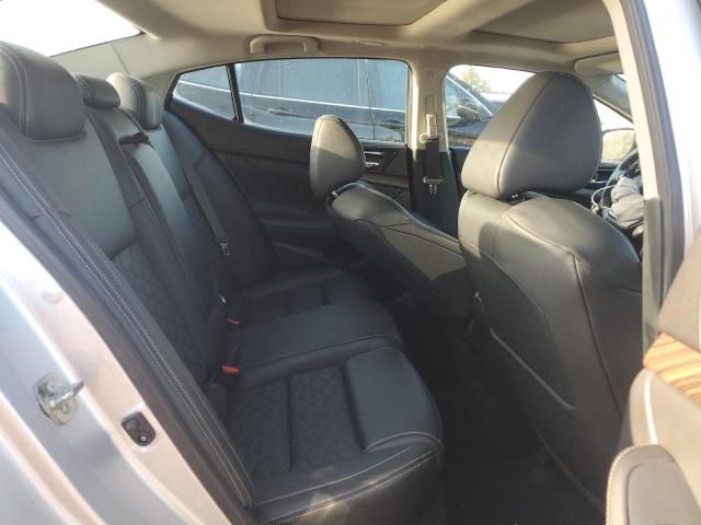 Photo 10 from auction – 2017 NISSAN MAXIMA 3.5 with VIN 1N4AA6AP0HC390145