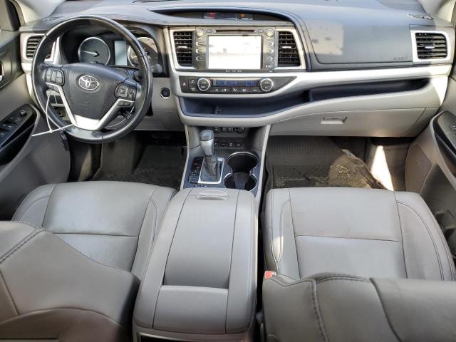 Foto 8 de la subasta – 2017 TOYOTA HIGHLANDER con VIN 5TDJZRFH5HS357162