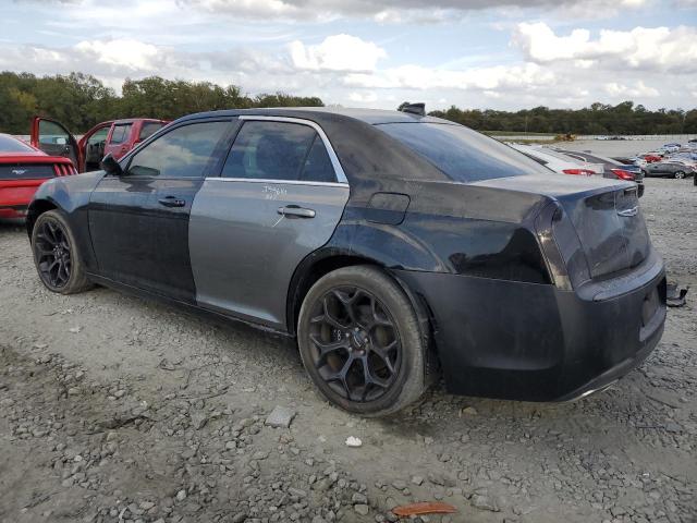 Фото 2 с аукциона – 2019 CHRYSLER 300 S с VIN 2C3CCABG0KH618118