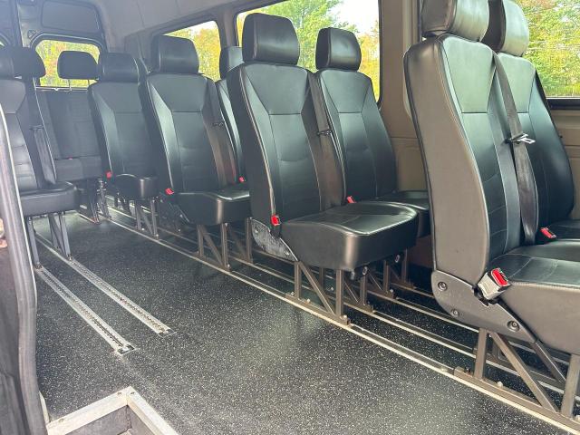 Photo 6 from auction – 2017 MERCEDES-BENZ SPRINTER 3 with VIN WDAPF1CD8HP379711