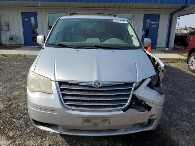 Photo 5 from auction – 2008 CHRYSLER TOWN & COU with VIN 2A8HR54P58R643659
