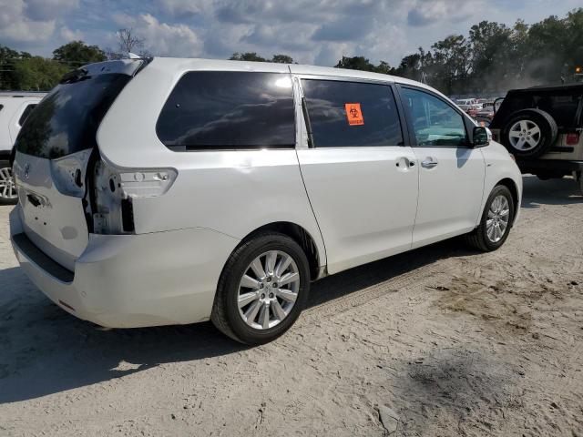 Photo 3 from auction – 2017 TOYOTA SIENNA XLE with VIN 5TDDZ3DC3HS155423